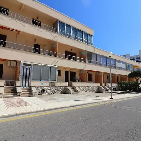 Tenis Sol Levante 7 - Barneda Tatil Evi